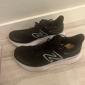 New Balance Fresh Foam Black Sneakers